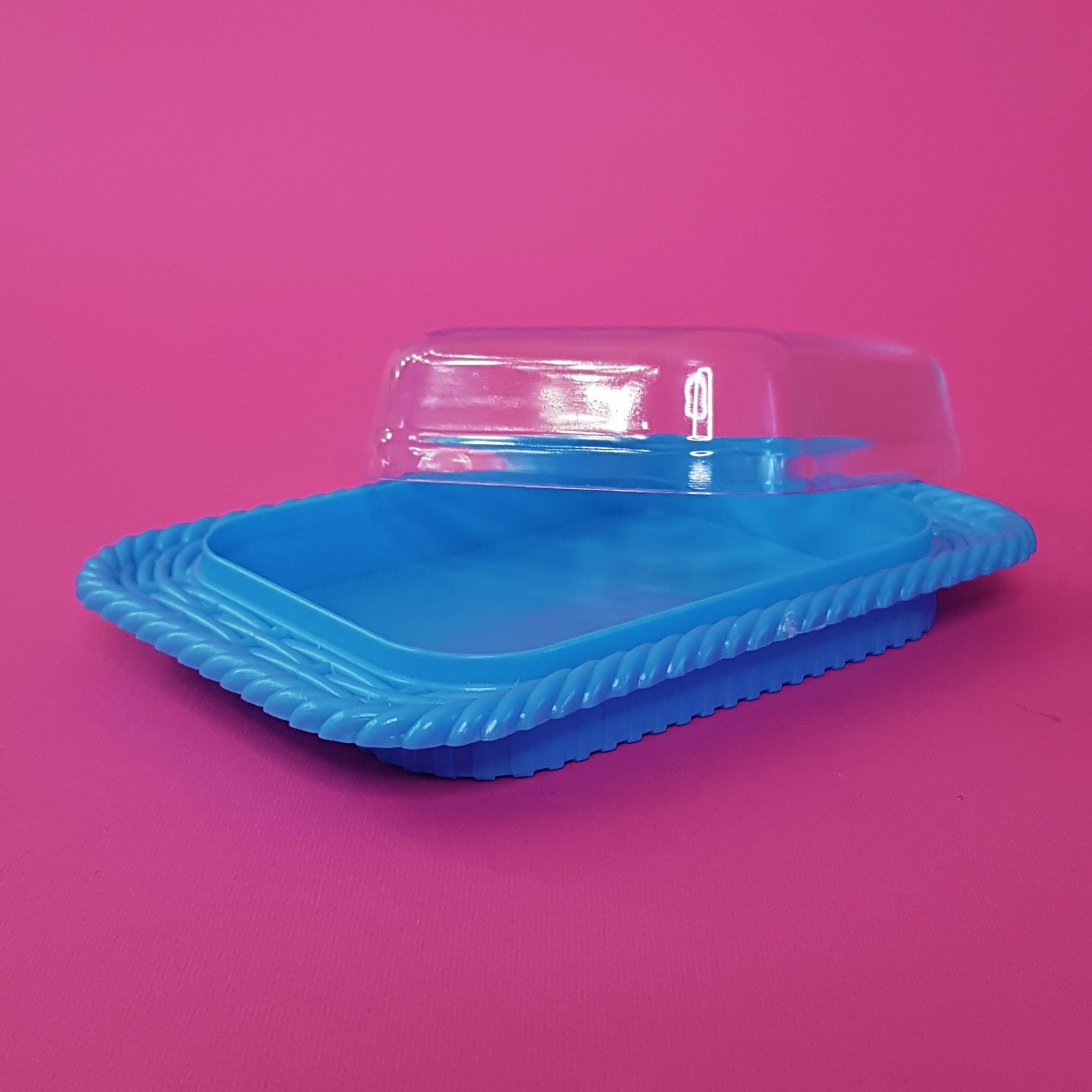 Butter dish